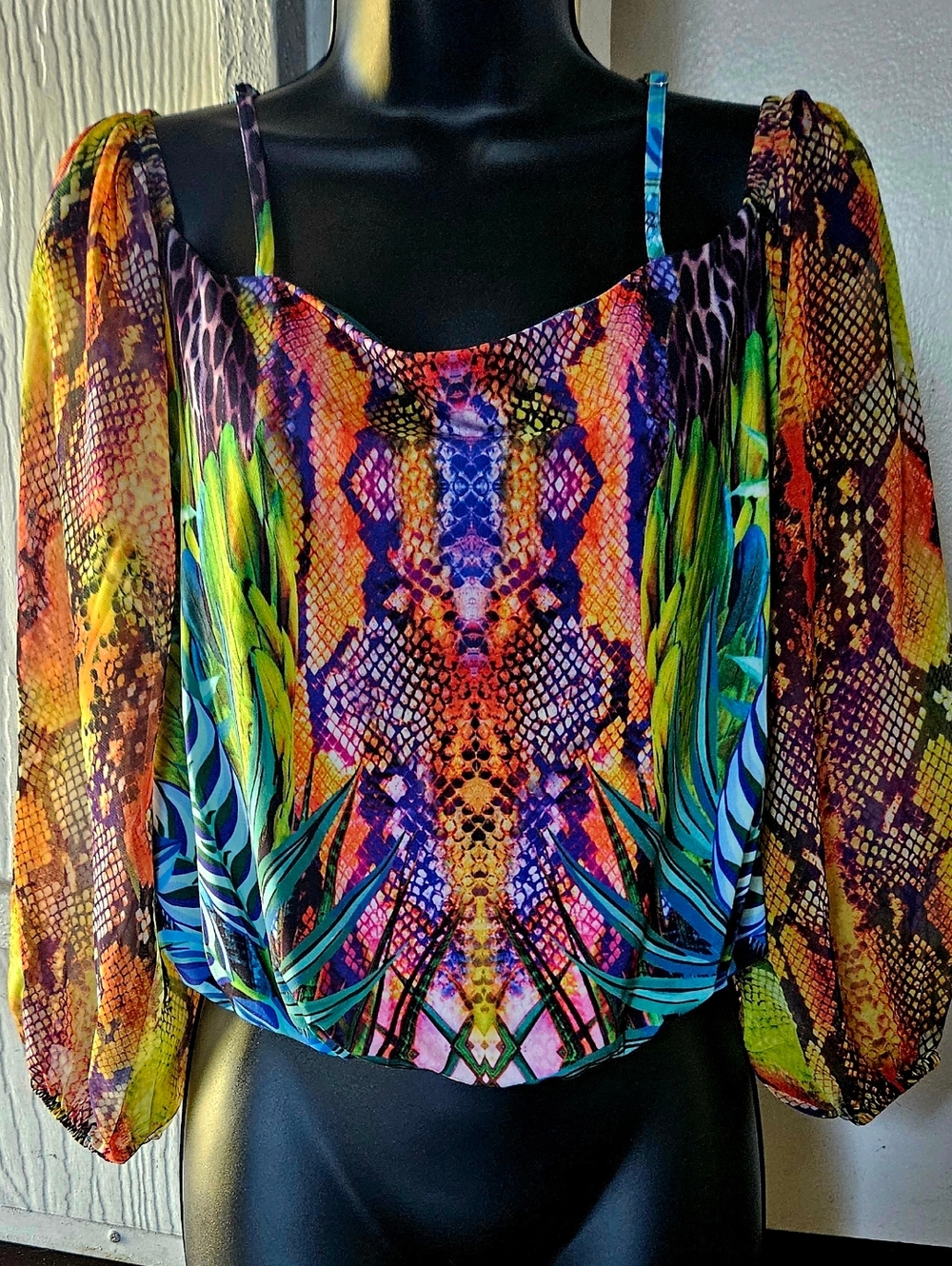 VENUS off The Shoulder Blouse